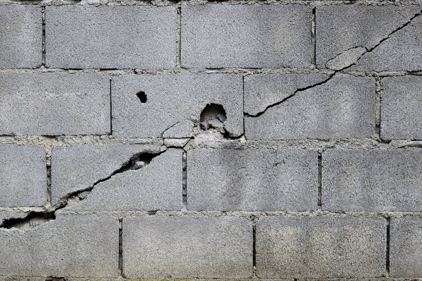 Foundation repair in Hollywood, FL